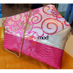 Grande pochette  forme trapeze